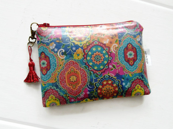 Water repellent bags -including Colour-In Wallets-...