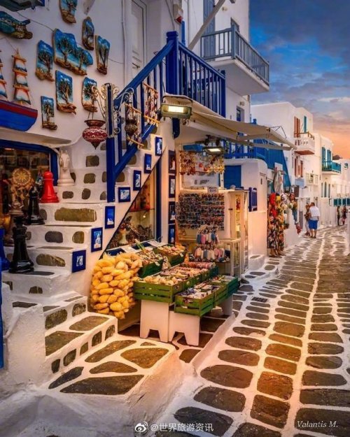 Beautiful Greece by Minogiannis Valantis