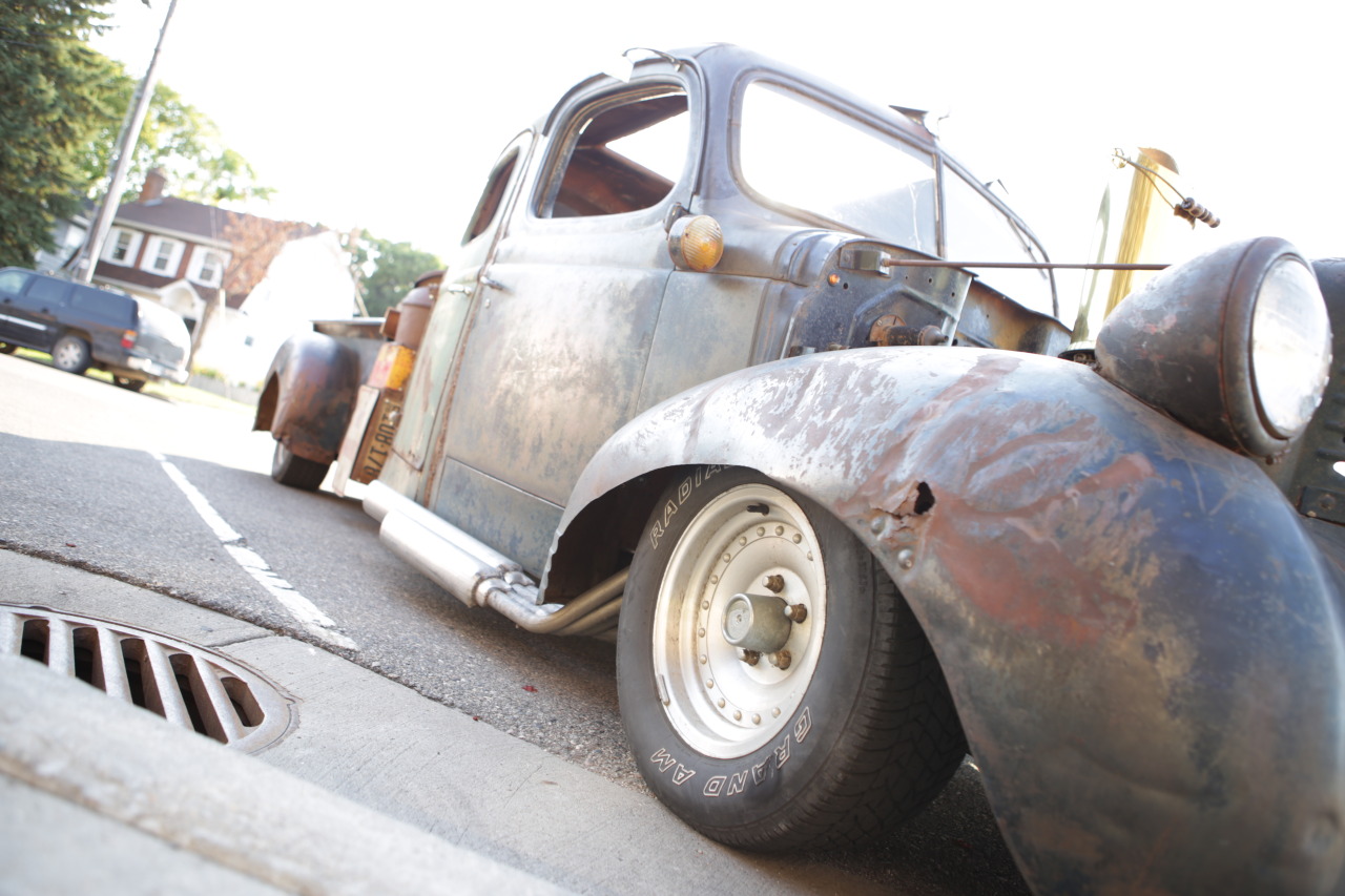 mitchcottew:  Weird mashup vehicle in Moorhead Minnesota 