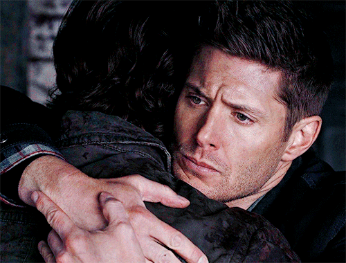 jimmynovakss:MAKE ME CHOOSE SUPERNATURAL EDITION: @jeremyshadaaa​ asked me SAM AND DEAN’S BROTHERLY 