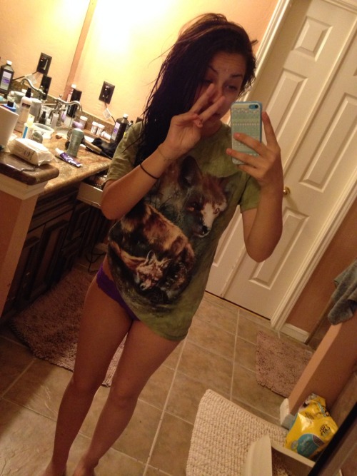 maaritime:  ů walmart shirt lmao
