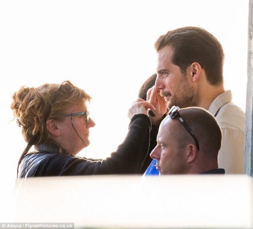 henrycavillnews:  ‪New pics of Henry Cavill coming in from Paris via @DailyMailCeleb where you can see the rest http://dailym.ai/2q9Uz6o #MissionImpossible6‬