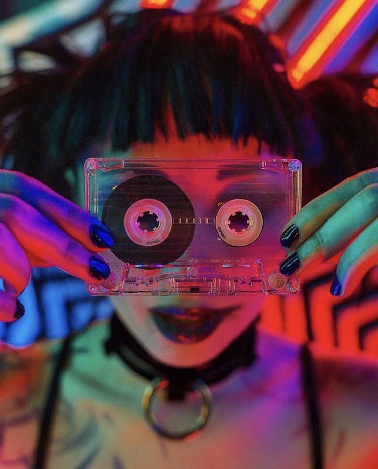 neon-wonderlands: