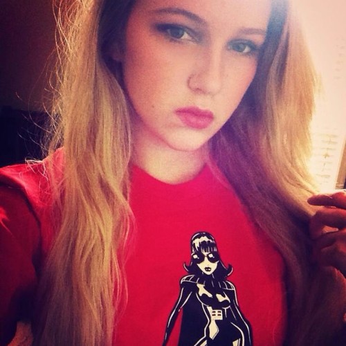 Thanks @die_bold for the photo! in Vader Red - Bots & Babes T-Shirt! #botsandbabes #tshirt #blon