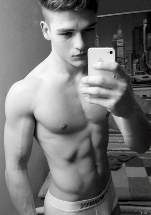 broselfies:  Enjoy selfies of hot guys?  Visit www.BroSelfies.com for more.  If you have selfies that you’d like to share, CLICK HERE to upload them. 