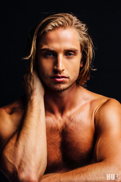 siroyagihkd:  Jason Summerfield by Blake Ballard for HUF Magazine   Keep reading 