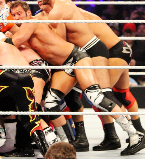 wweass: hot4men:So much ass!Ryder’s bulge too!~ ;)