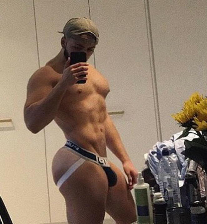 BubblEASSDudes🍑35k.followers for the love of Ass