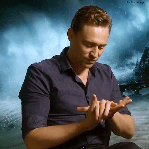 thehumming6ird:Tom and His Hands