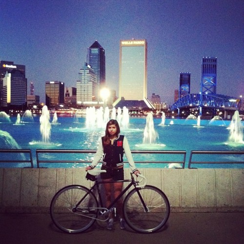 overthehillmtb: dukester00: First time going to friendship fountain. So beautiful. My hometown, miss