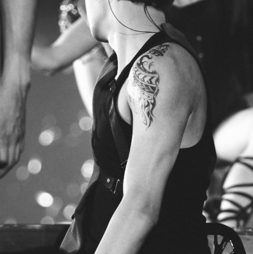 cheolyans:  Chanyeol’s body porn щ（ﾟДﾟщ）  