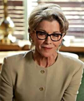 faust! — WENDIE MALICK Young Sheldon 5.22