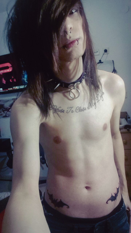 awolfienameddanny:  My new tattoos :3   Luvly porn pictures