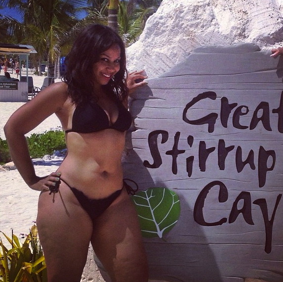 curvesincolor:  Aarona. 
