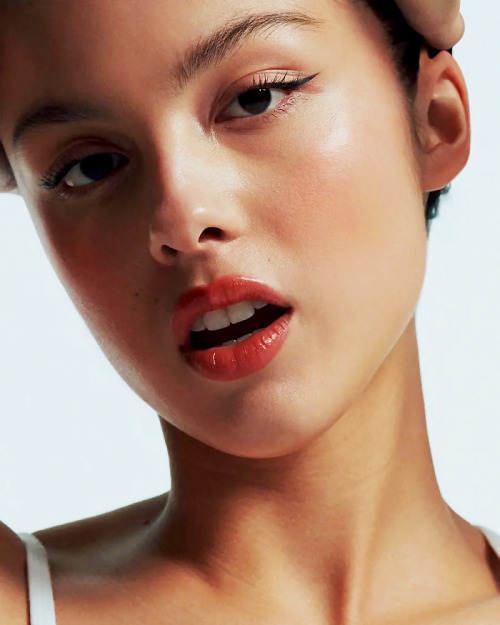 gaylivia: OLIVIA RODRIGO for glossier