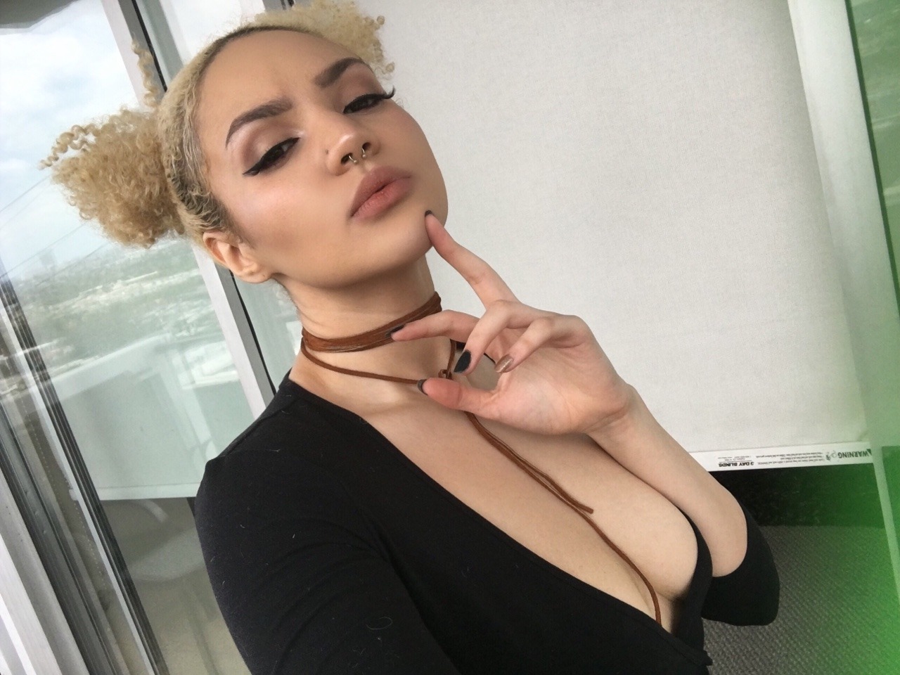 ahlae:  babeobaggins:Big boy back in town 😈  ahlae