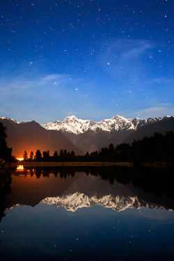 wonderous-world:  Mt Tasman, New Zealand