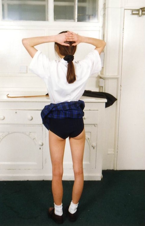 spankings101: spankingschoolgirls: appliedrattan:lostinamazement:(via schoolgirldiscipline, cornerti