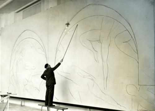 Sex redguitarrr:Henri Matisse working on The pictures