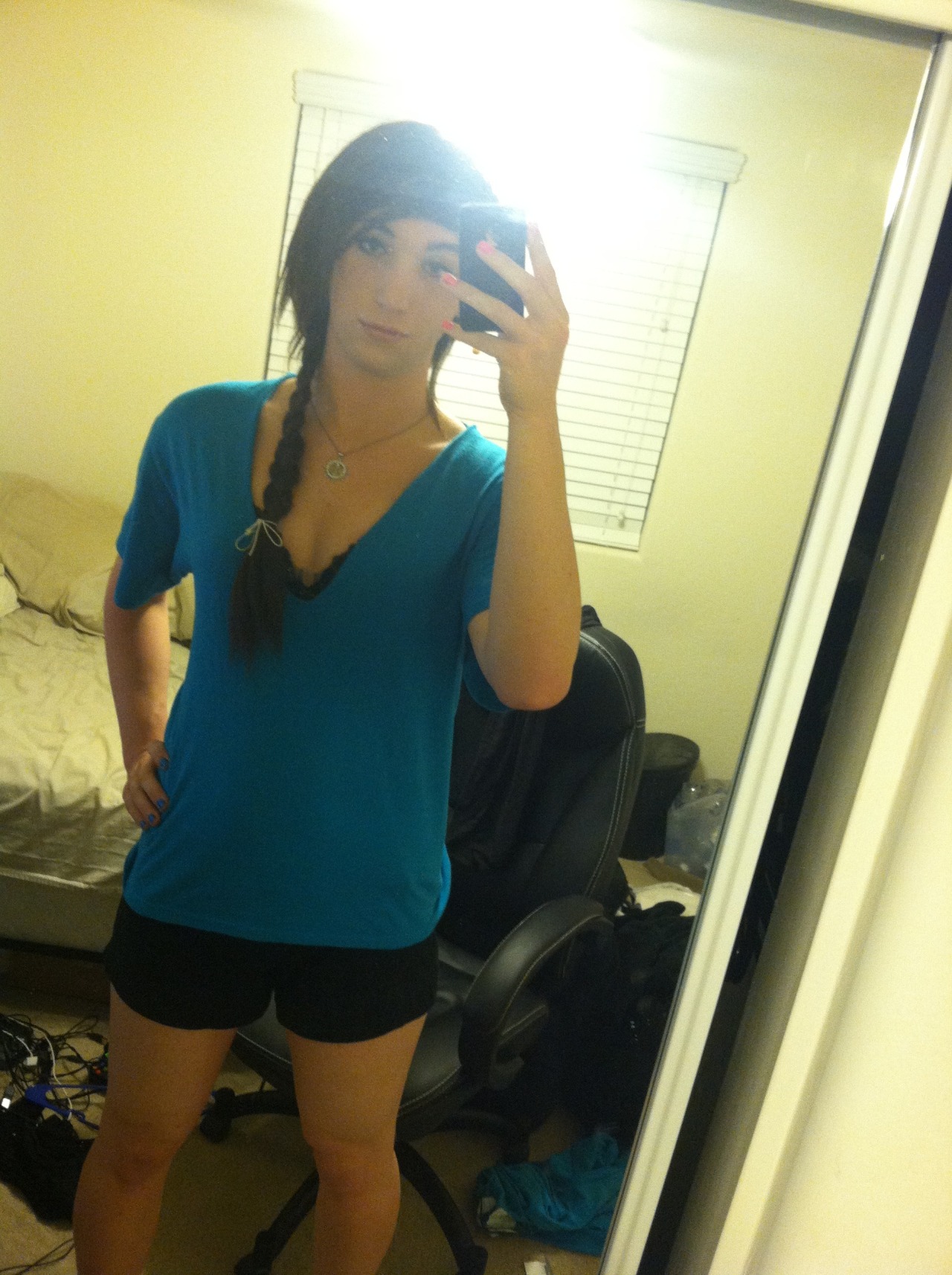 missrachelnoel:  Cut up one of my old shirts, thought it turned out nice 