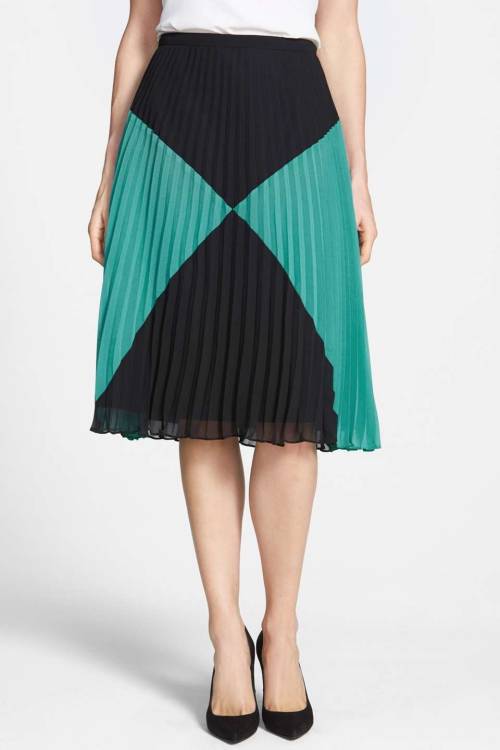 &lsquo;Sunburst&rsquo; Pleat Midi Skirt (Petite)