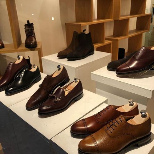meermin:Getting ready for London. Pop-up from tomorrow until Sunday at 22 Bury Street in St James. L
