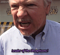 littlechinesedoll:  Frank Welker goes from Adorable Squeaky Grandpa to Megatron to Fred Jones to Scooby Doo in a few seconds. [ x ] 