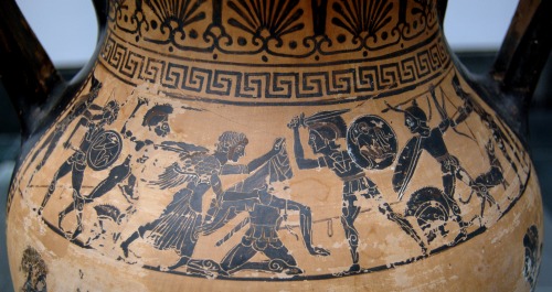 Aphrodite rescuing her son Aeneas* Etruscan amphora* c. 480 BCE* Martin von Wagner MuseumSource: Bib