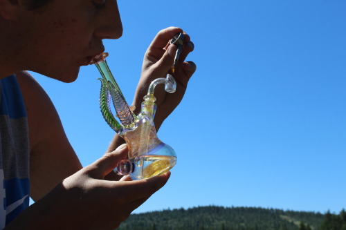 Porn stayhigh-laylow:  DABBING ON A CLIFF  photos