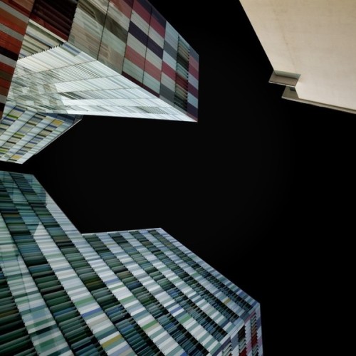 Black In Shape | Mattia Mognetti