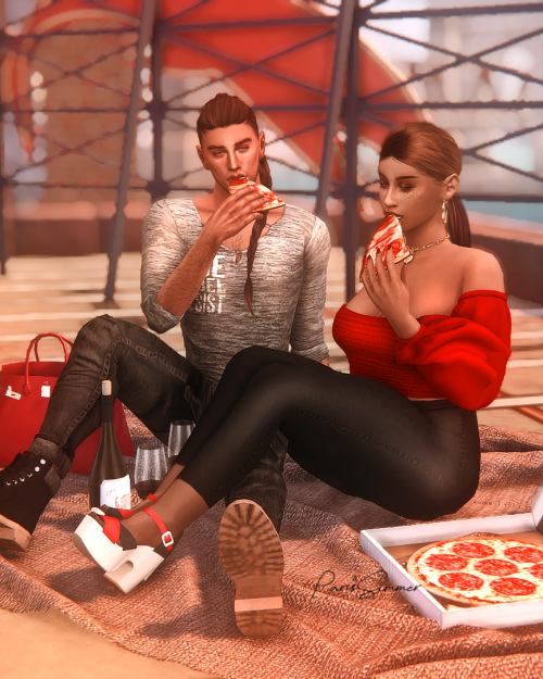 Love You More Than Pizza - 6 couple poses Instructions :- Place 2 teleporters wherever you want. - Y