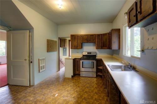 $149k/3 br/1280 sq ftHoquiam, WAbuilt in 1918