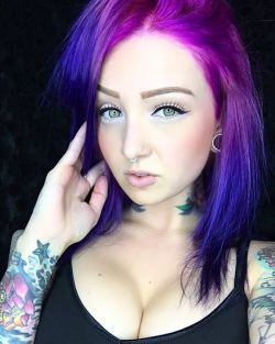 Stacicastle:  New Hair Color On This Lovely #Selfiesaturday. 🤗 Http://Ift.tt/1Wyjmk0