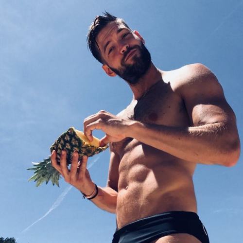 » All Men’s Heaven