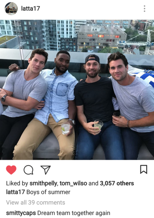 thornescratch:The only thing missing from this is a furious comment from Andre Burakovsky, yelling a