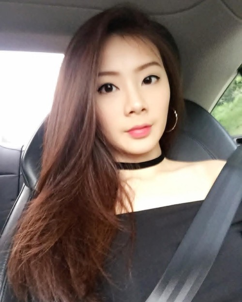 koleksiamoimalaysia: Aku main amoi Geraldine Oh ni sampai buntut dia jatuh dan rabak jubo dia kao ka