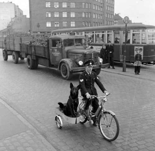 Police patrol. Hamburg 1955.