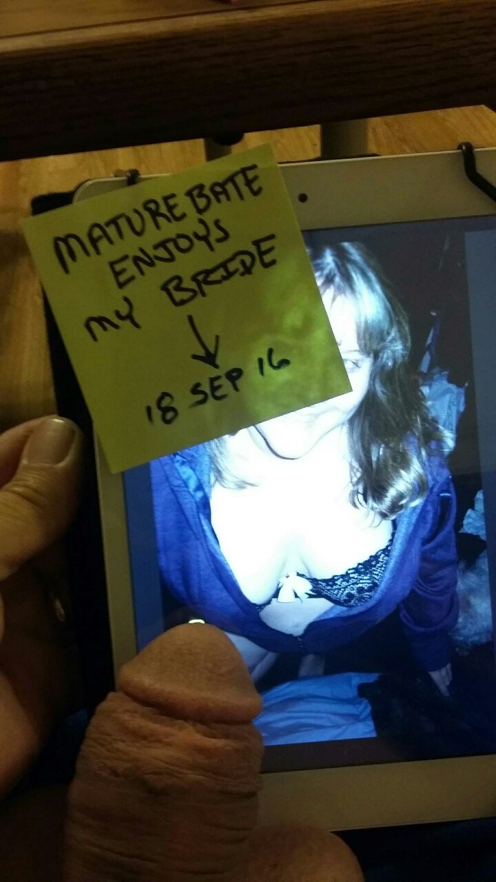 mnbullscuckhubby651:Omg…didn’t remember sending this to him!