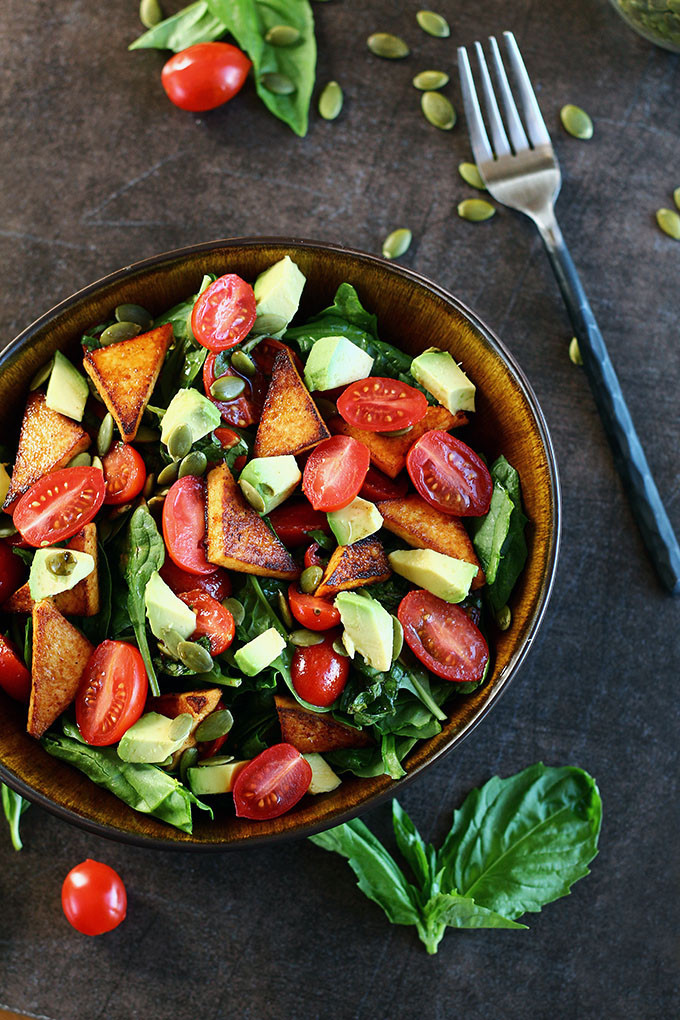 garden-of-vegan:  Tomato Basil Salad with Seasoned Tofu - http://www.ilovevegan.com/tomato-basil-salad-with-seasoned-tofu/