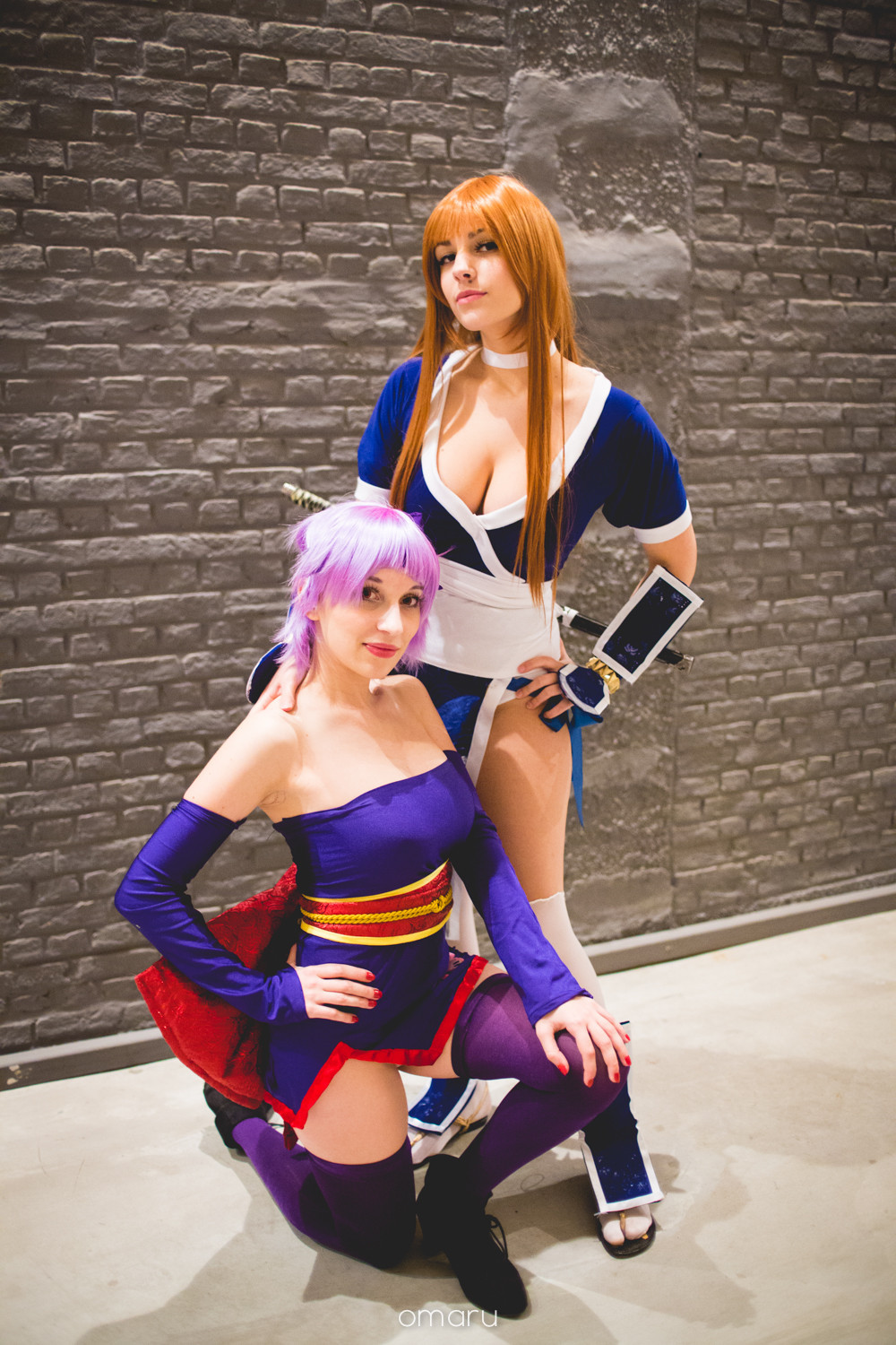 cosplay-paradise:  Kausmi and Ayane (DoA 5) Cosplay by: ~MadeInHeaven1979 and Kittycricri