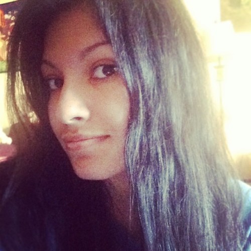 arcshadow: meeversdesu: My face. No make up. I feel naked without my war paint. D: Your beautiful Do