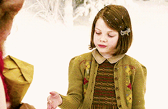 everdeening:Fangirl Challenge: [2/10] Friendships → Lucy Pevensie and TumnusWell, then. Lucy Pevensi