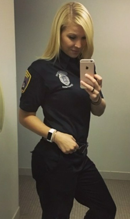 🚔sexy🚓cops🚔