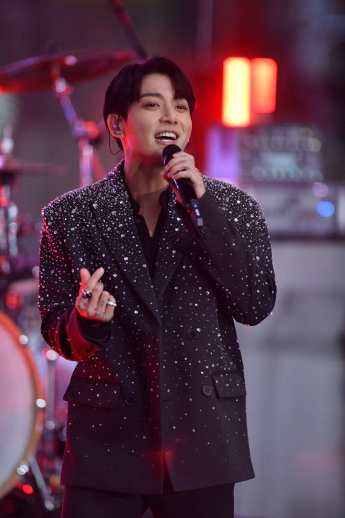 231109 - Etnow On Twitter