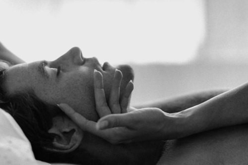 jesuisrien-e:Get CozyYes, Beloved. Settle into that lovely, soft bed. Feel how it conforms to your body. So soft and inviting, warm and accepting. Feel the relaxation invite you deeper.As every tension leaves your body.Feel your thoughts drift in to the