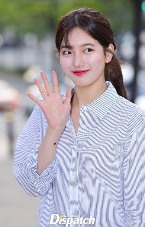 Suzy Bae (Miss A) - Uncontrollably Fond wrap-up party Pics