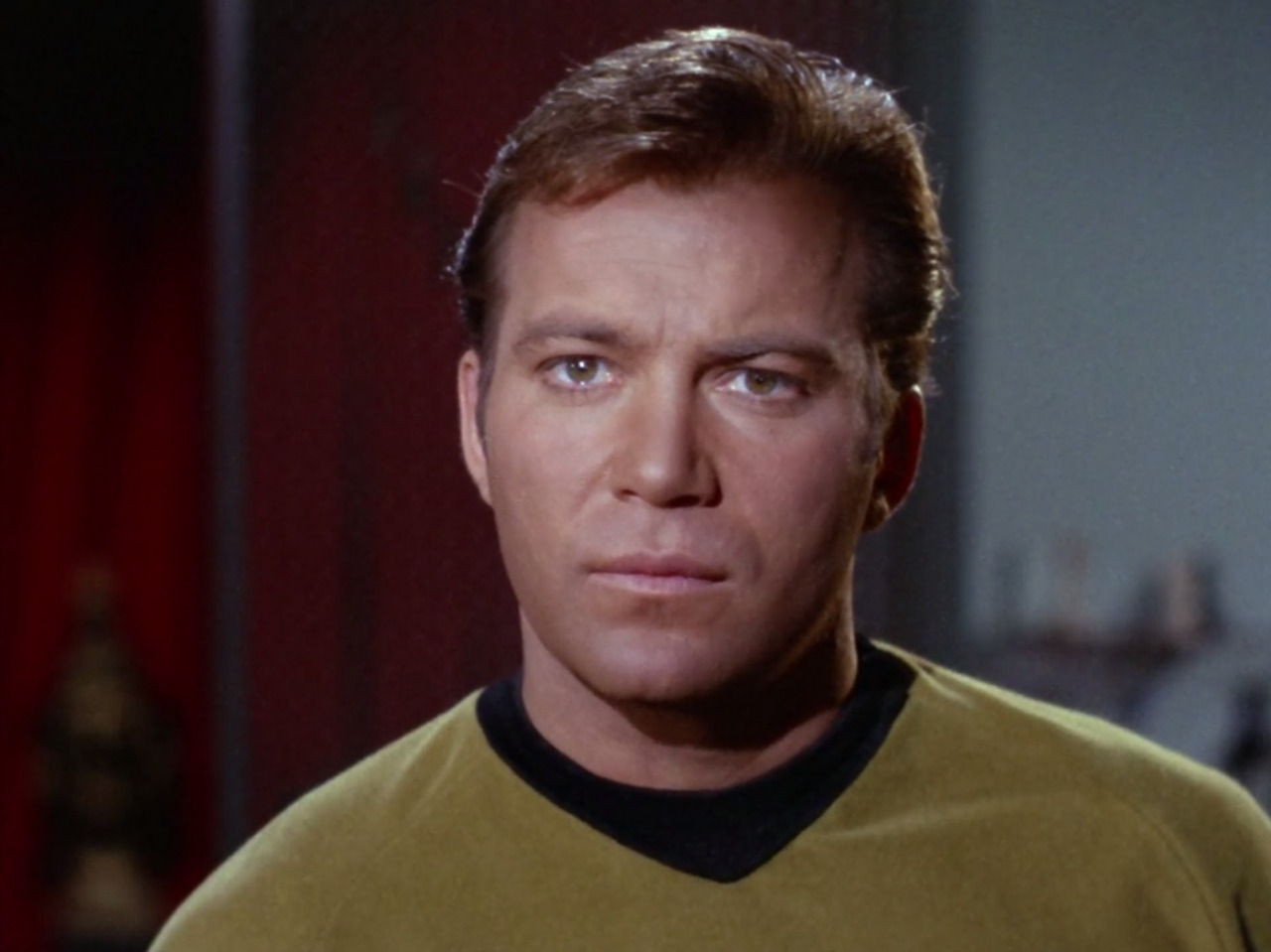 plaidshirtjimkirk:  you can clearly see Jim thinking deeper and deeper as he tries