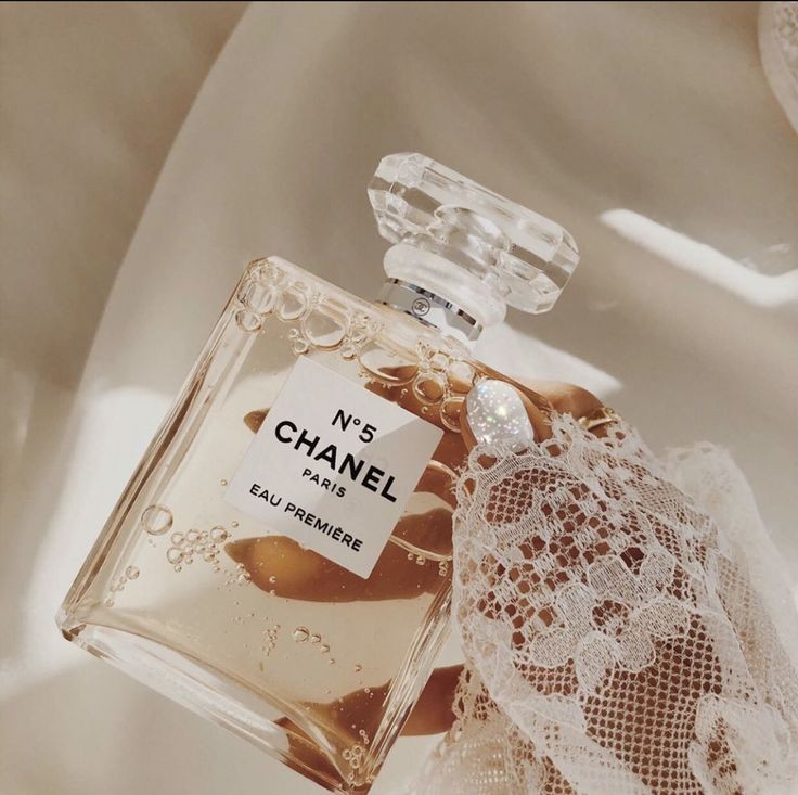 Marise Randall on Instagram Pink aesthetic  pinkaesthetic perfume  dior chanel gucci coach rarebeauty vanityroom luxury luxuryproducts