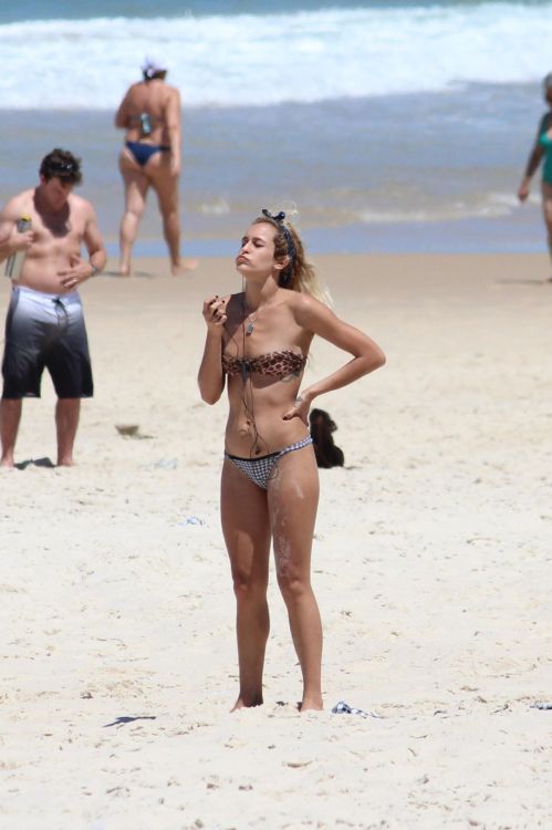 toplessbeachcelebs:  Alice Dellal (Brazilian Model) having difficulty keeping her nipples in her bikini in Rio de Janeiro (October 2013)