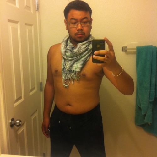 chesterlepanda:  Wore them to school hahaha sorry to the other students who saw it when I bent down >:) not the best body but I’ll work what I got :) 